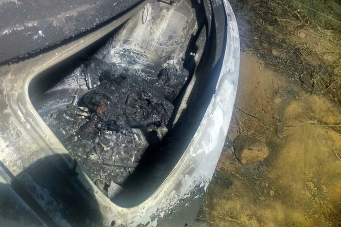 Carro foi incendiado em janeiro deste ano