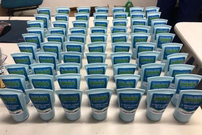 Prefeitura determina que empresas distribuam álcool em gel aos rodoviários
