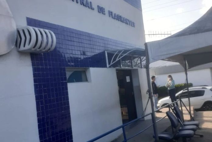 Advogada registra BO contra prefeito de Palmeira por assédio sexual na Central de Flagrantes