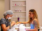 Brasil registra abertura de 27 novos negócios de beleza por hora e eleva exigência por atendimento especializado

