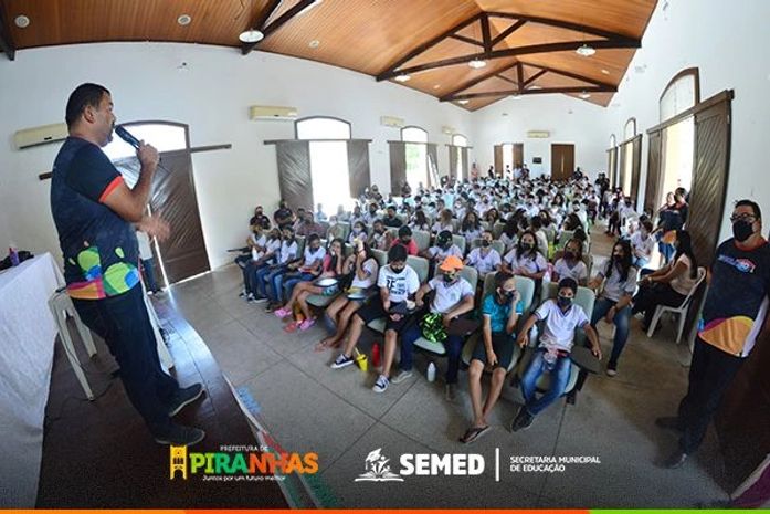 Secretaria de Educação de Piranhas promove aulões de preparação para a prova SAEB