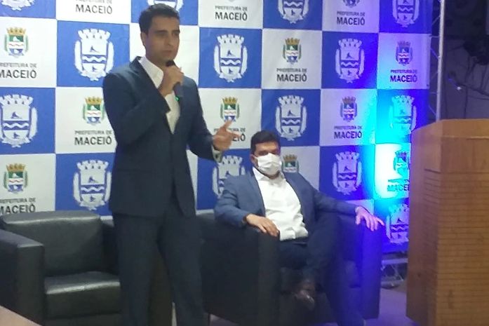Prefeito JHC