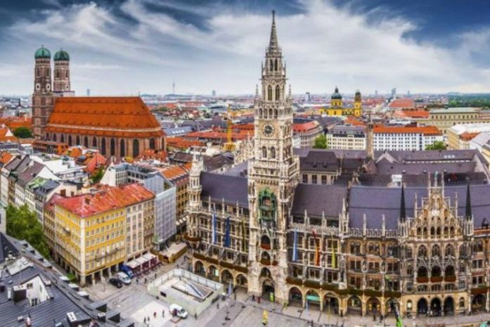 Quatro pessoas ficaram feridas após ataque com faca em Munique