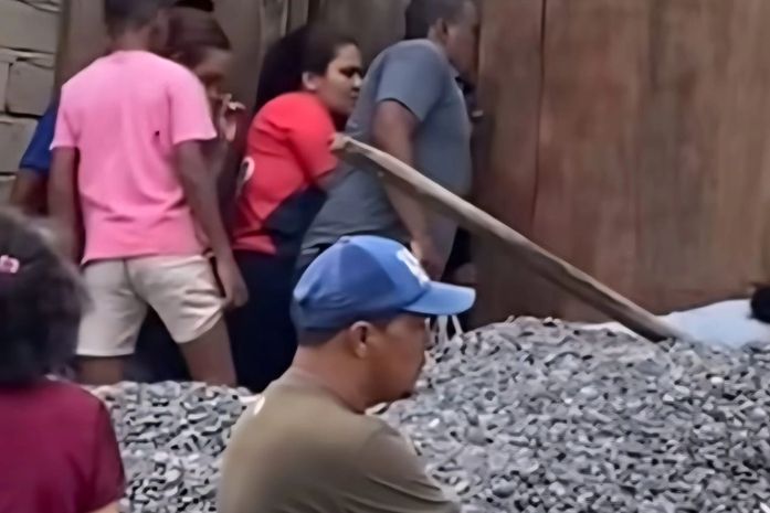 Homem morre soterrado após desabamento de construção, em São Sebastião