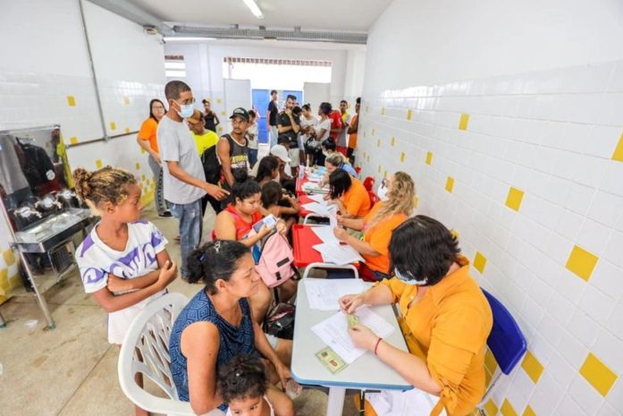 Semed presta apoio e assistência a mais de 900 pessoas alojadas em unidades escolares