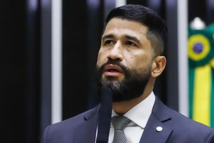 Deputado Fabio Costa vota pela suspensão de aumento do IOF e critica governo Lula