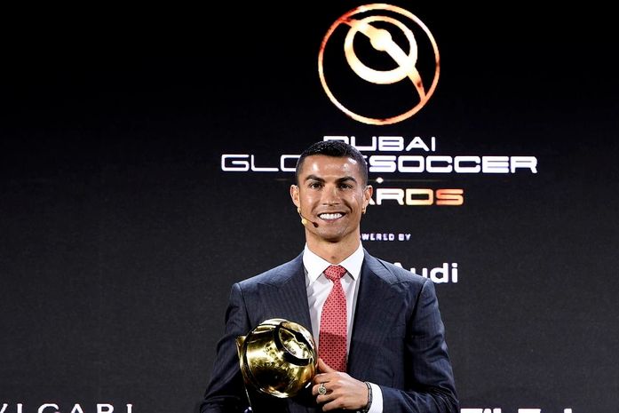 Cristiano Ronaldo é escolhido melhor jogador do século
