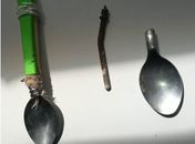 Objetos que estavam sendo utilizados para escavar cela