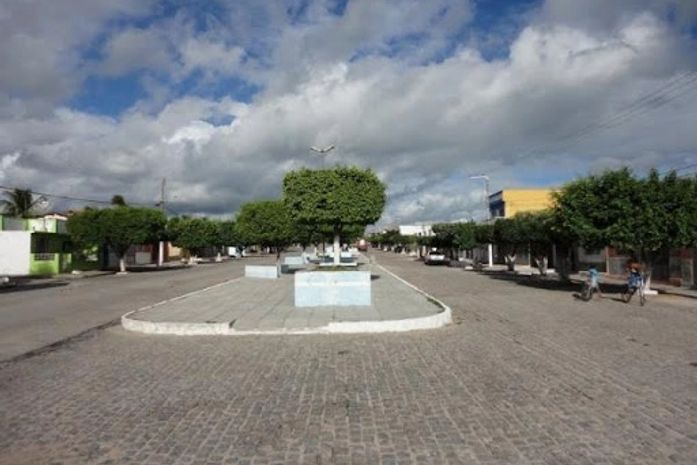 Pai e filho são executados a tiros em Canapi