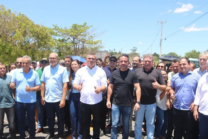 Paulo Dantas entrega ponte sobre o Rio Perucaba, inaugura obras e anuncia investimentos em Feira Grande