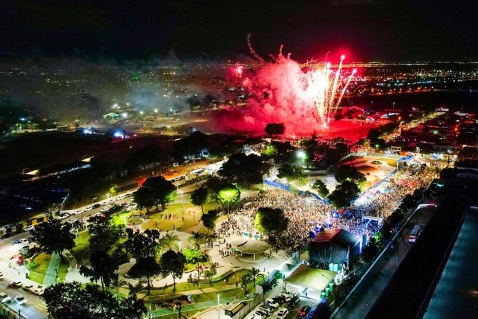 Réveillon de Todos Nós reúne multidão e celebra a virada do ano em Maceió