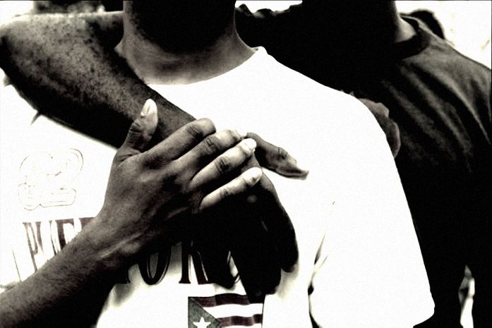 Sou um pedreiro de 44 anos de idade, pai de cinco filhos, e estou concluindo o curso de Bacharelado e Licenciatura em Geografia na USP.