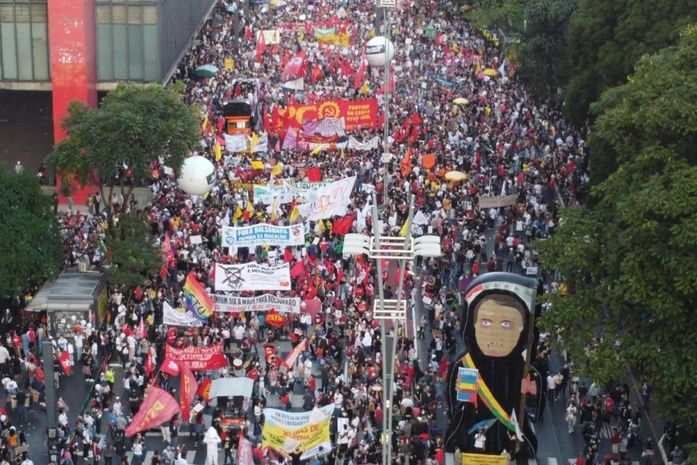 Protesto nacional: “É uma arma política muito forte ir para rua”, avalia cientista político