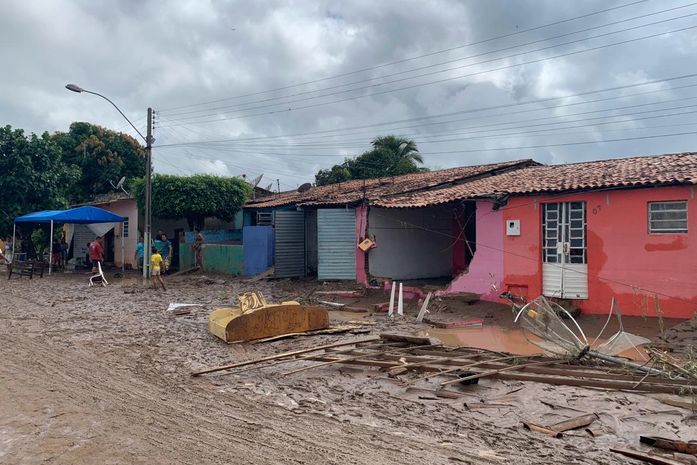 Prefeitura de Santana do Ipanema decreta situação de emergência após enchente
