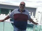 Poeta alagoano narra histórico de "Meu Padim Ciço" por meio da leitura de cordel