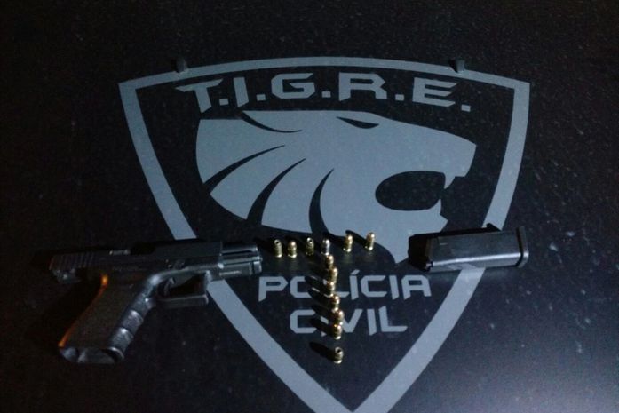 Assessor de prefeito é preso portando arma