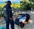 Mais de 50 pedras de crack enterradas na praia: cinco são presos por tráfico na Jatiúca