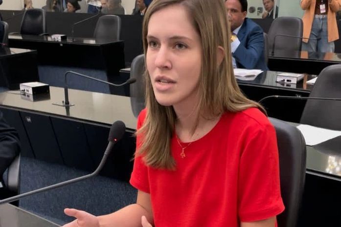 Deputada Cibele Moura