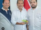 Prefeito recebe homenagem do Estado por acabar com lixão