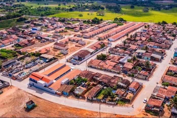 Prefeito Luciano Barbosa entregará, nesta segunda (20), a drenagem e pavimentação da comunidade Mangabeiras