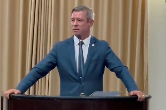 "Câmeras corporais em PMs fortalecem criminosos e enfraquecem a segurança", afirma Cabo Bebeto