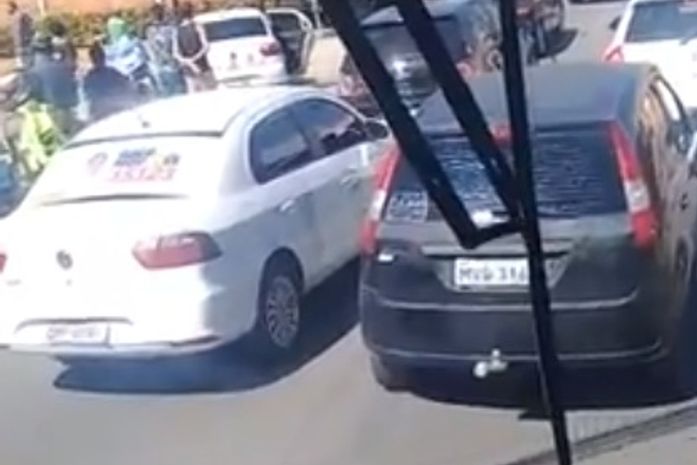 Populares filmarem o momento que o homem foi assassinado