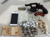Acusado de tráfico de drogas fica ferido ao trocar tiros com a PM