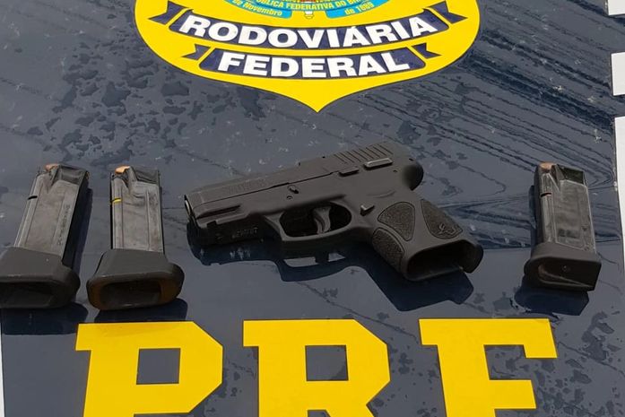 Homem é preso por porte ilegal de arma de fogo na BR-101