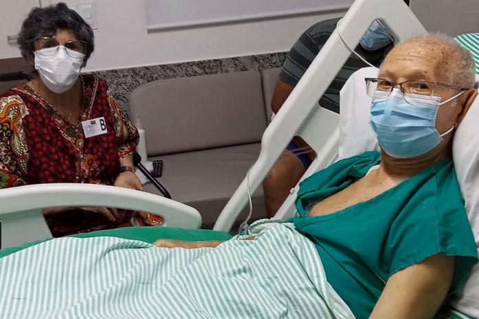 Monsenhor José Neto se recupera bem e é transferido para quarto de hospital