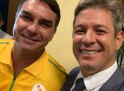Flávio Bolsonaro e Cabo Bebeto
