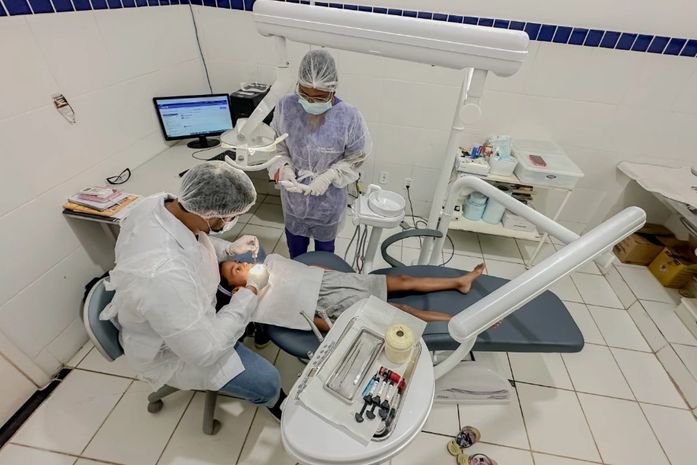 Posto de saúde da Ponta Mofina ganha nova cadeira odontológica e reforma da Prefeitura de Penedo