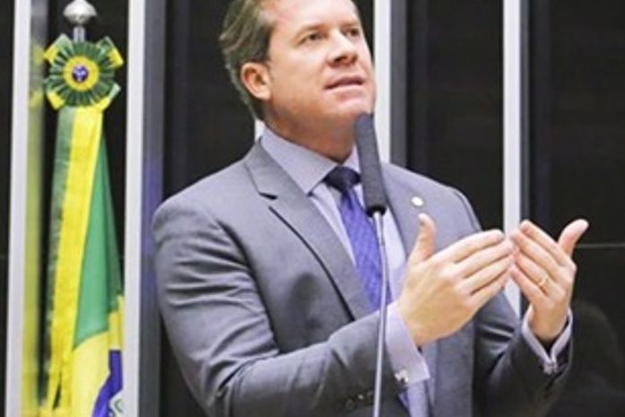 Marx Beltrão propõe exigência de biometria em transações via Pix para reforçar segurança e proteger brasileiros contra golpes digitais