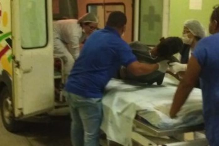 Família é esfaqueada durante discussão entre amigos no interior
