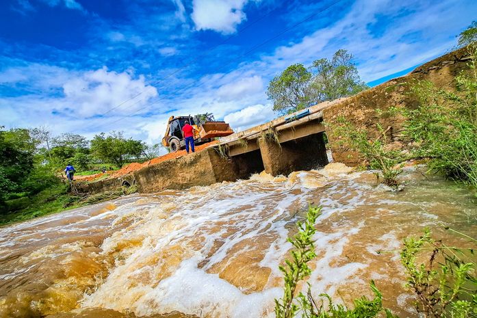 Em tempo recorde, Prefeitura de Girau revitaliza estradas da Zona Rural durante período chuvoso