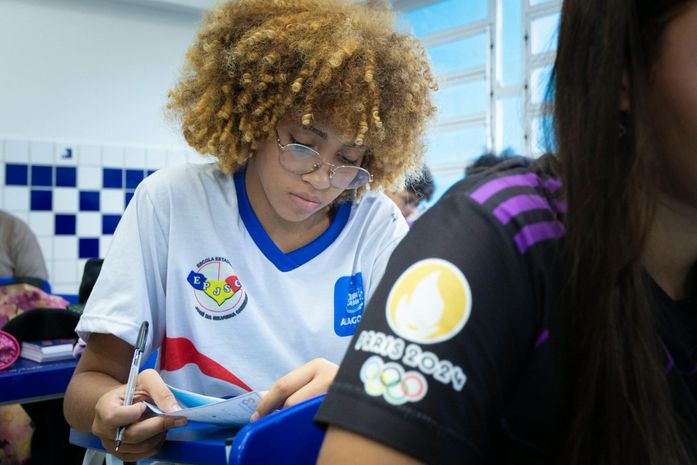 342 mil estudantes fazem as provas da Olimpíada Brasileira de Matemática das Escolas Públicas em AL