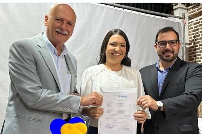 Em Quebrangulo, prefeito e seu vice comandam posse de novos servidores aprovados no concurso público