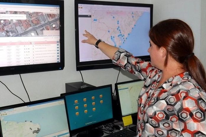 Karina Jariane, responsável pelo Sistema de Monitoramento de Transporte da Arsal