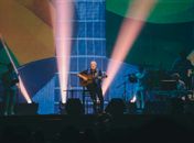 Ícone da MPB, Toquinho celebra 60 anos de carreira e apresenta o último show do ano em Maceió