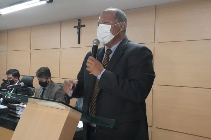 Fabiano Leão pede prorrogação do pagamento da cota única do IPTU em Arapiraca