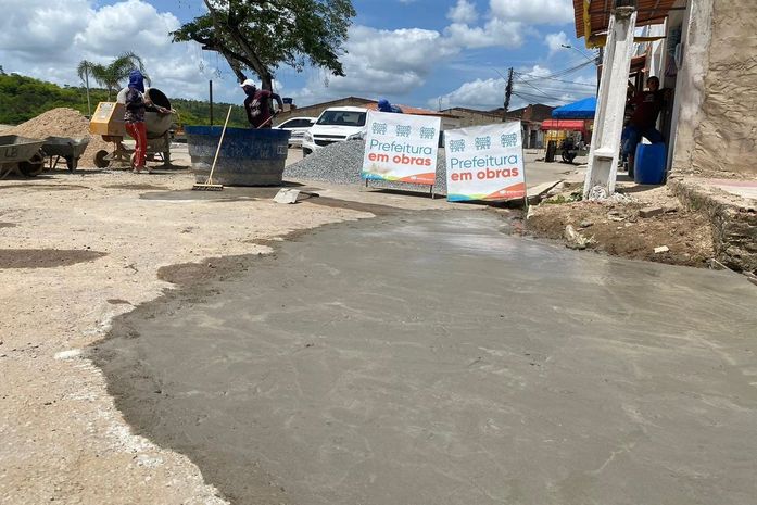 Prefeitura de Branquinha segue com recuperação do centro da cidade afetado pela enchente