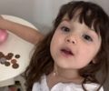 Menina de 4 anos viraliza ao juntar moedas para realizar sonho de morar em Maceió