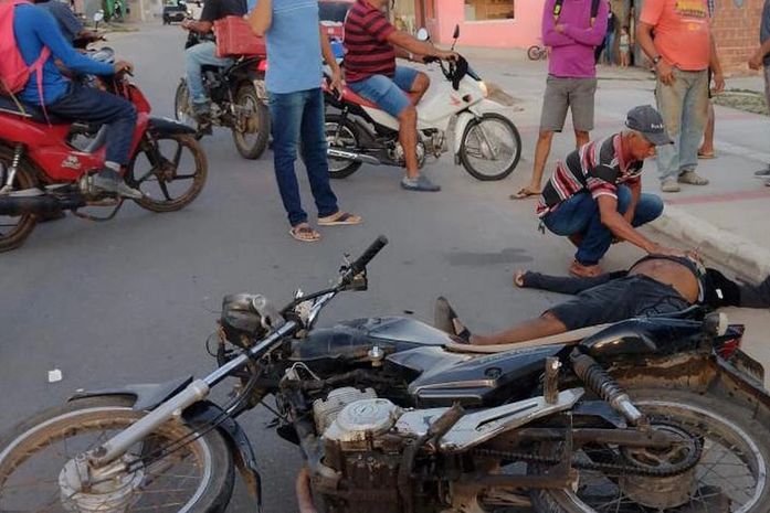 Após invadir contramão, homem provoca acidente e fica ferido no interior 