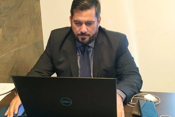 Leonardo Dias protocola pedido para instalação de Escola Cívico-Militar em Maceió