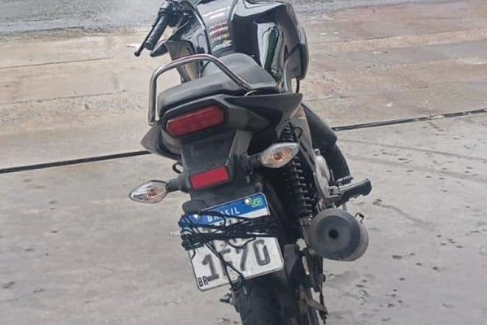 Condutor inabilitado é encaminhado à central de Flagrantes após tentativa de ocultar placa na Fernandes Lima