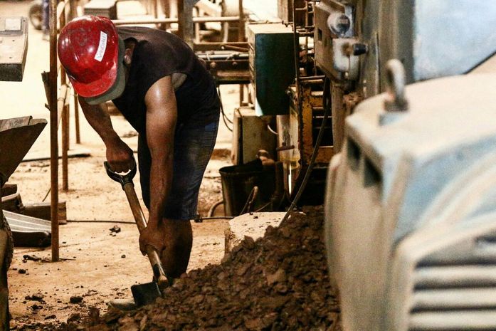 FPI: força-tarefa interdita fábrica de cerâmica e apreende 830 quilos de queijo 