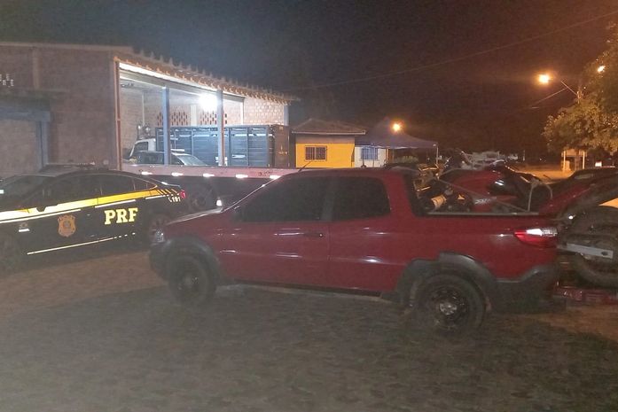 Homem é preso por recepção de veículo comprado por 32 mil em Agreste de AL
