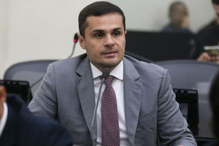 Lei de autoria do deputado Alexandre Ayres institui "Dia Laranja" para prevenção e eliminação da violência contra mulheres e meninas em AL