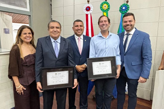 Deputado Inácio Loiola e empresário Sérgio Feitosa recebem Título de Cidadão de Maceió