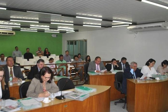 Aumento dos salários dos vereadores de Arapiraca está suspenso pelo MP