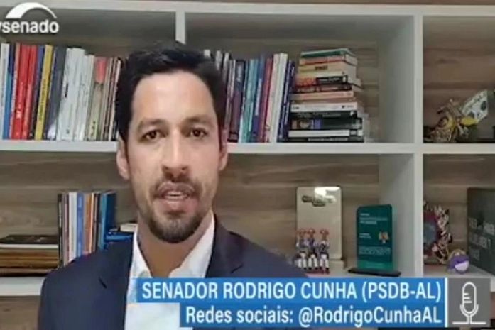 Em pronunciamento, Rodrigo Cunha defende crédito para que famílias e empresas sobrevivam à crise